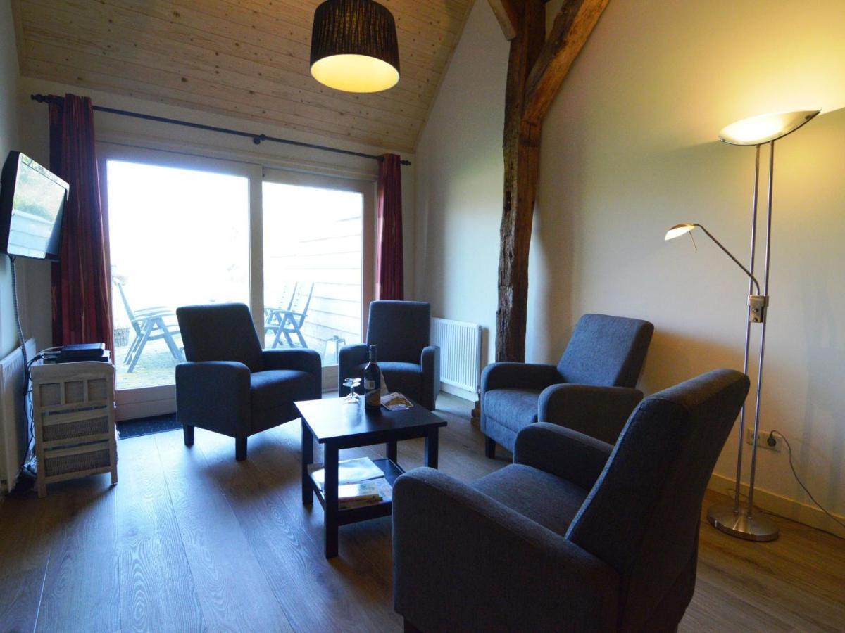 Staying In A Thatched Barn With Box Bed Beautiful View Region Achterhoek Geesteren  Exterior foto